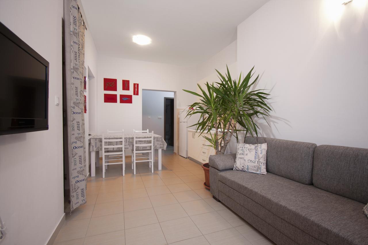 Rooms & Apartments Bruno Stobreč Екстериор снимка