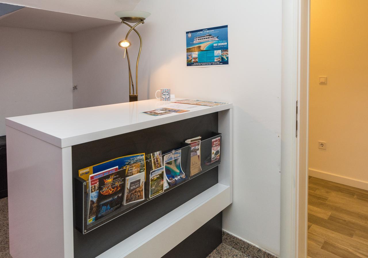 Rooms & Apartments Bruno Stobreč Екстериор снимка