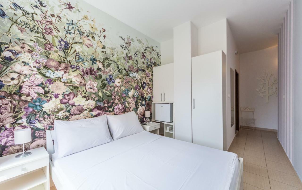 Rooms & Apartments Bruno Stobreč Екстериор снимка