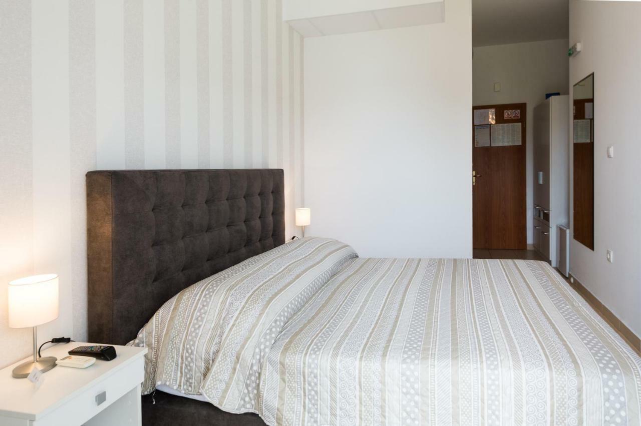 Rooms & Apartments Bruno Stobreč Екстериор снимка
