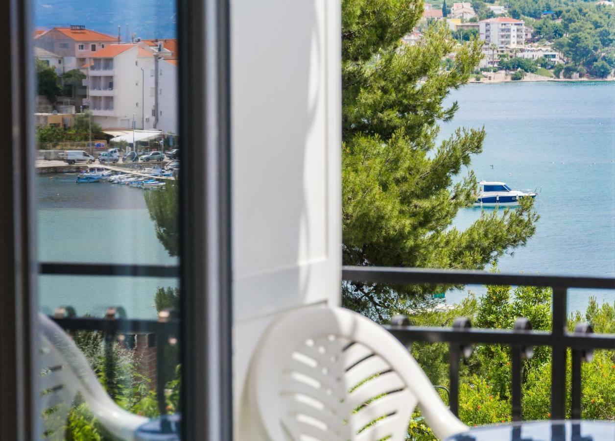Rooms & Apartments Bruno Stobreč Екстериор снимка