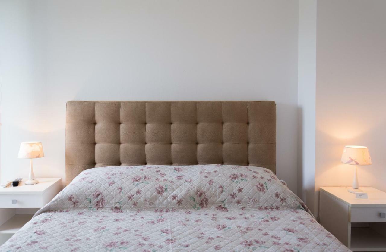 Rooms & Apartments Bruno Stobreč Екстериор снимка